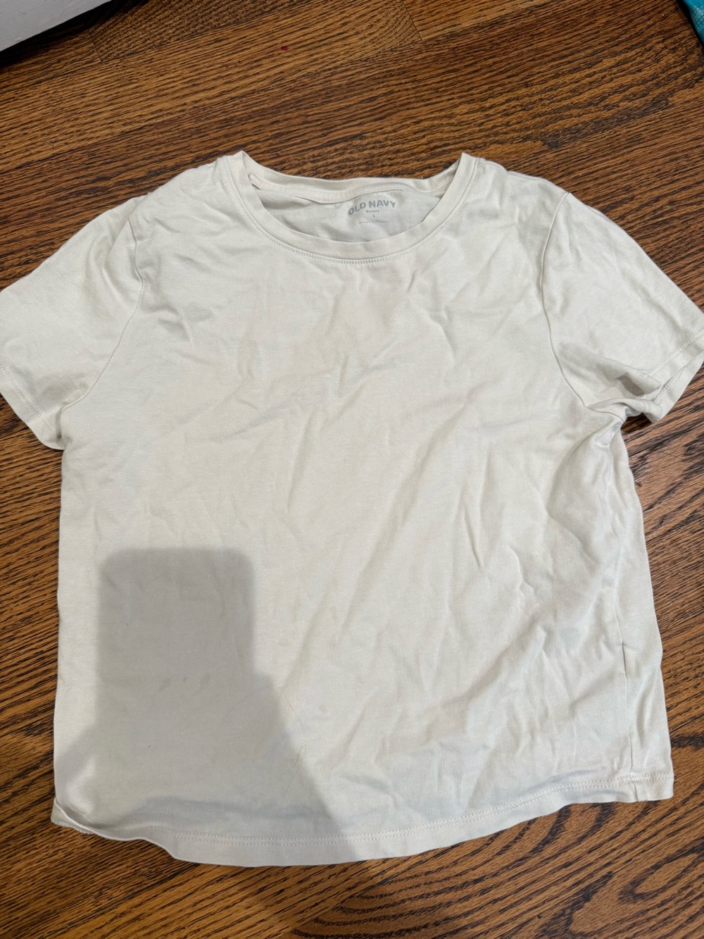 Old Navy Classic Crewneck Tee
